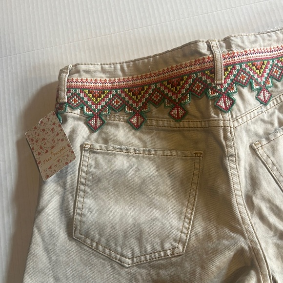 NWT Free People We the Free tan Jean Shorts with Colorful Embroidery cutouts - Picture 9 of 12